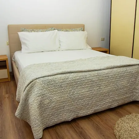 Lucas Relaxing House * Tirana